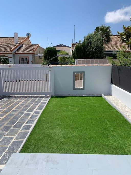 Mediterranean Breeze Beach House El Verger Bagian luar foto