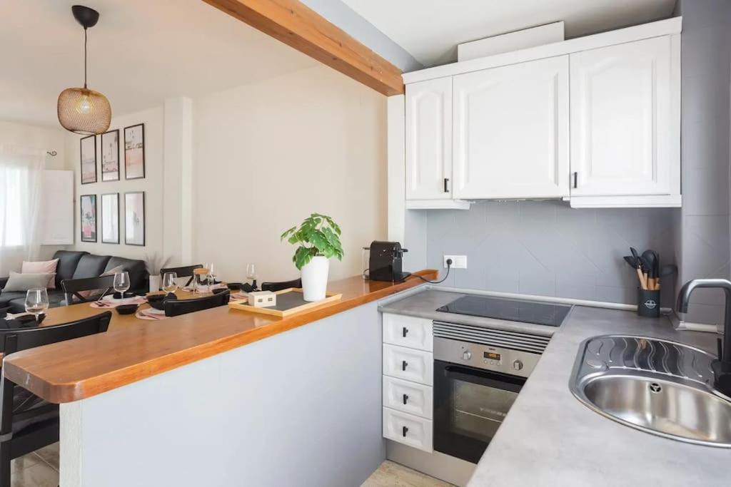 Mediterranean Breeze Beach House El Verger Bagian luar foto