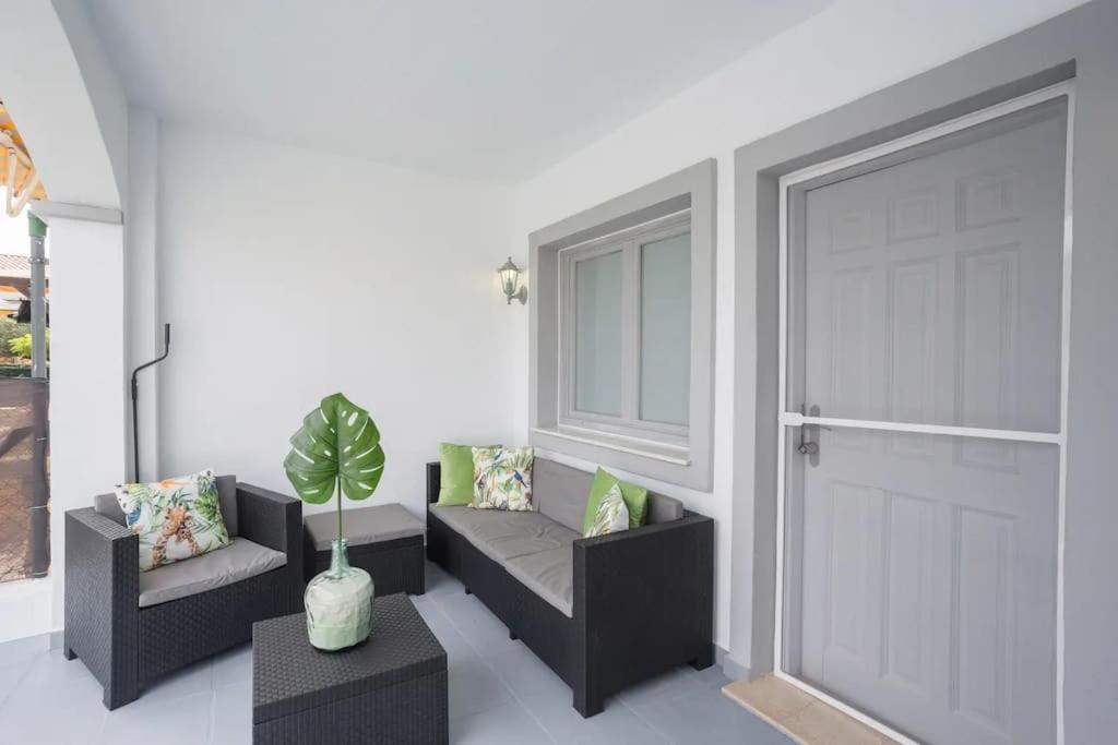 Mediterranean Breeze Beach House El Verger Bagian luar foto
